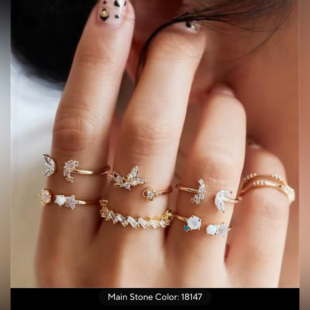 Trendy Gold and Crystal Women's Ring Set